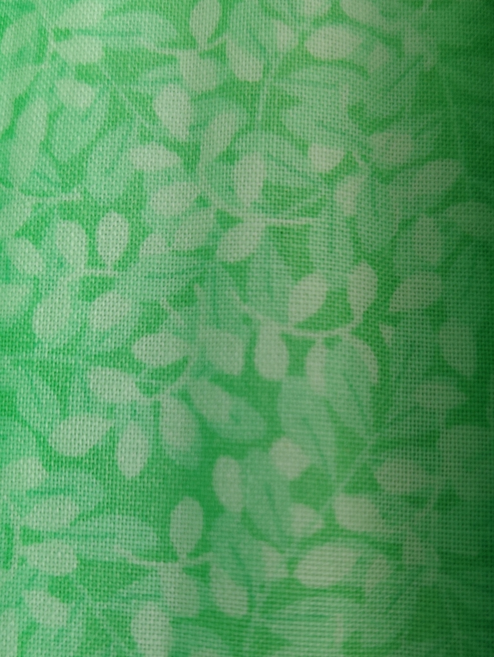 Green Leaf Print Cotton Fabric - Five Piece Fat Quarter Bundle